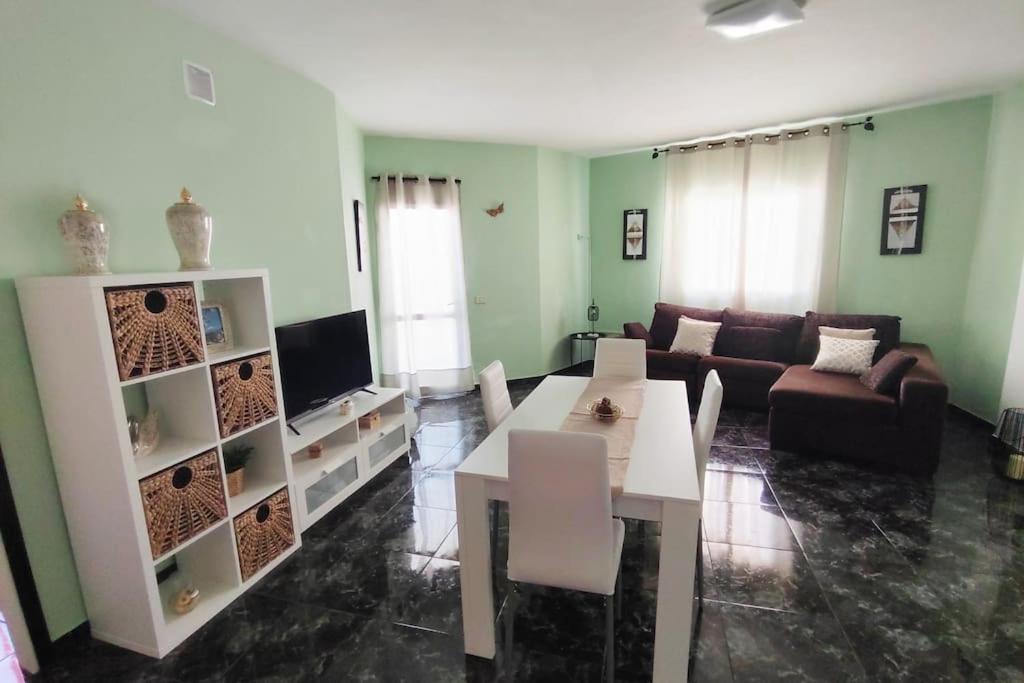 Cheyma Home 3º: Amplio Apartamento En Alcala Bagian luar foto
